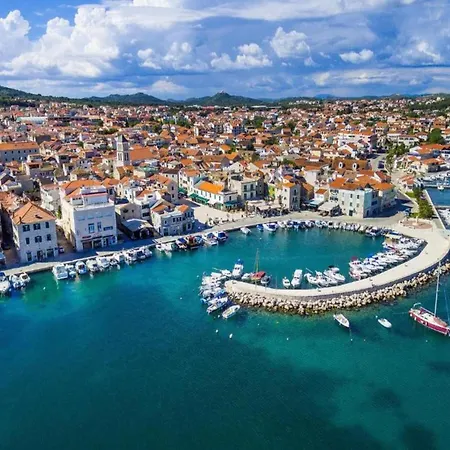 In Near Male Vrulje 公寓 *