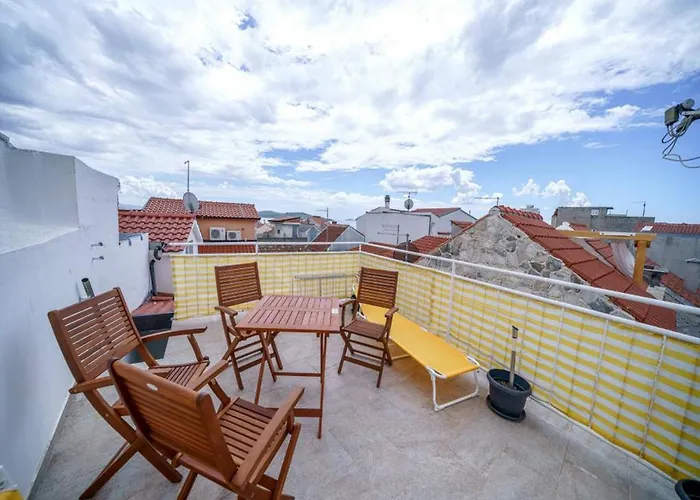 Appartement In Near Male Vrulje Vodice